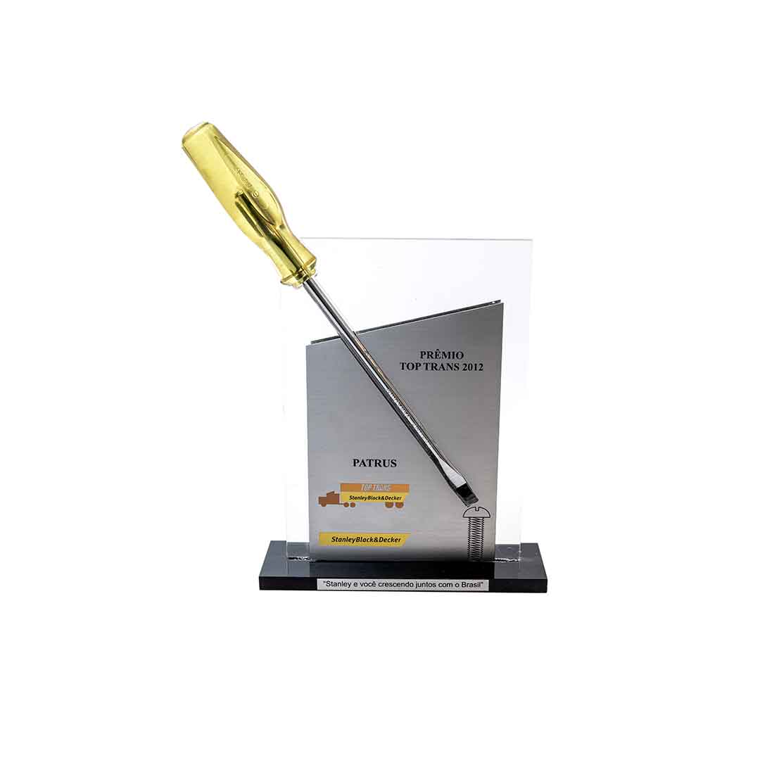 Troféu do prêmio Black & Decker recebido pela Patrus